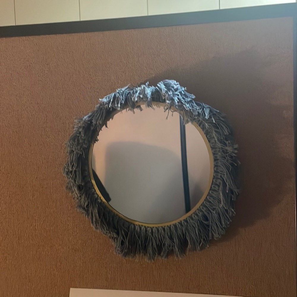 Decorative mirror